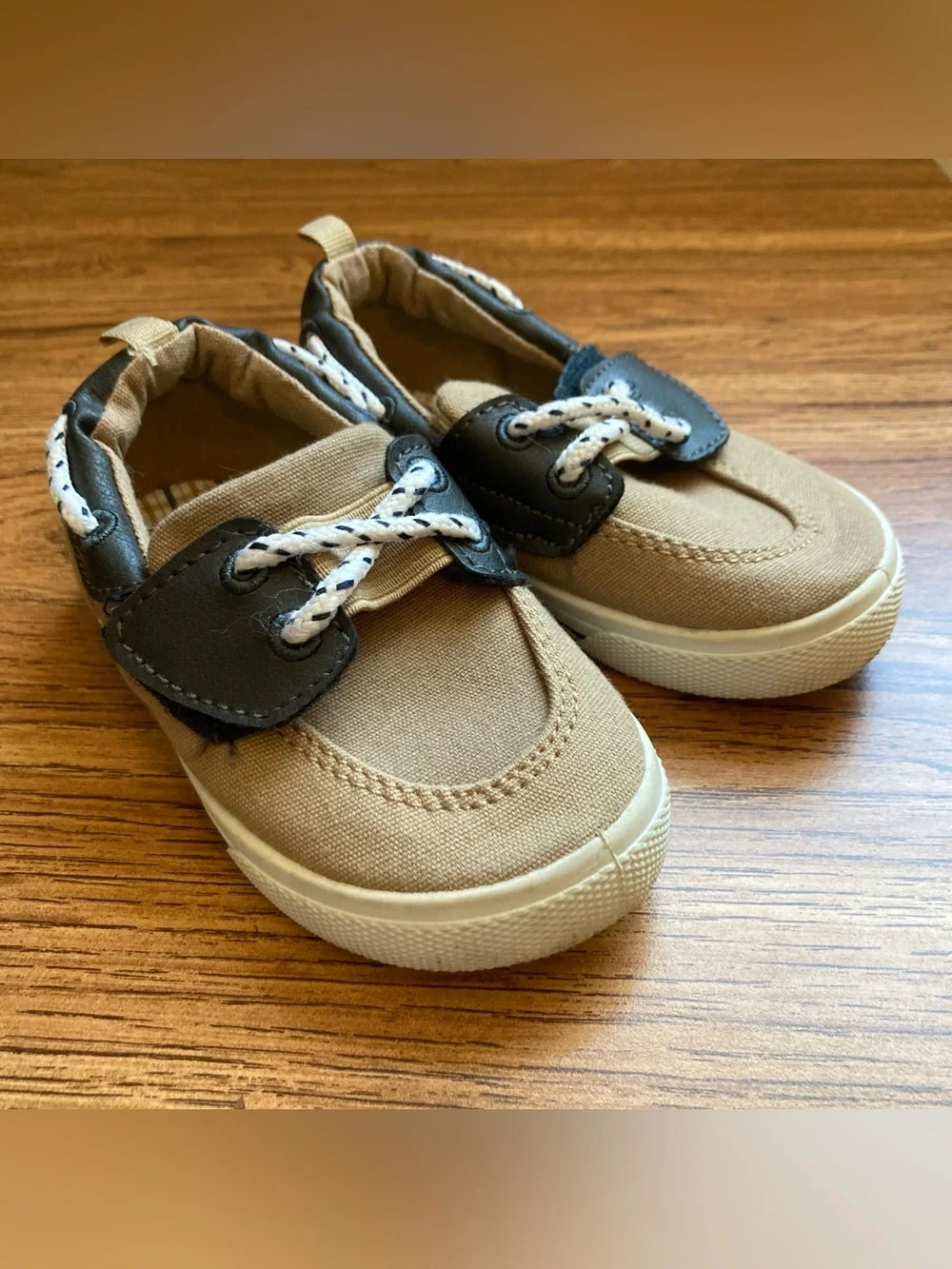 5/$15 Carter’s Tan & Navy Boat Shoes 7